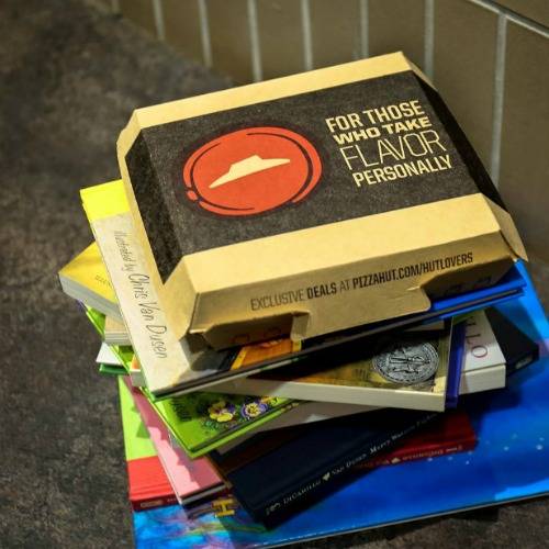 Enroll in the Summer Pizza Hut Book-It Program & Kids can Earn a FREE Pizza!