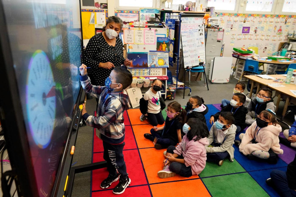 Why did Governor Newsom veto mandatory kindergarten law?