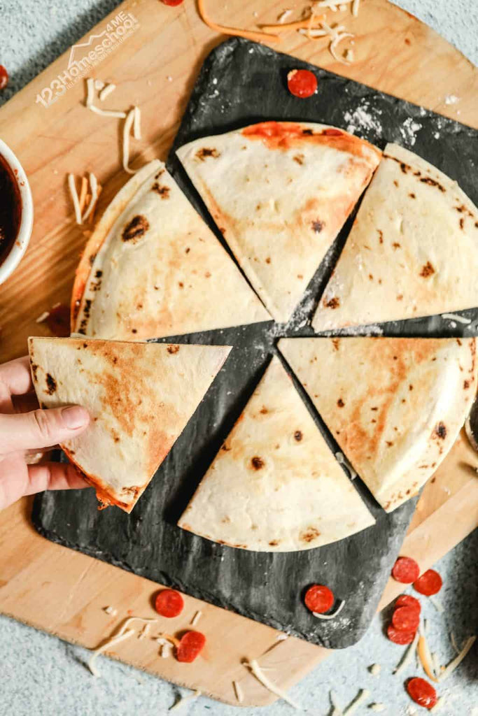 Pizza Quesadilla