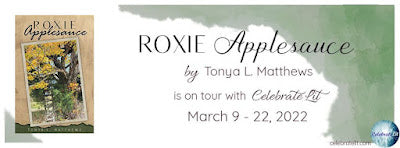 Blog Tour and Giveaway: Roxie Applesauce by Tonya L Matthews